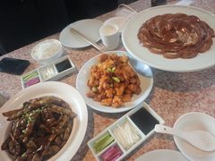 -红樱桃·欢乐餐厅(太原里店)