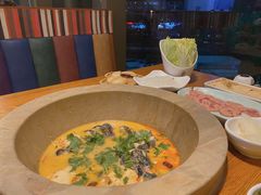 -云中鱼蒸汽石锅鱼(川沙百联店)