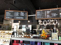 -Cha Café and Bistro