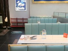 -阿瓦山寨·湘菜现炒·剁椒鱼头王(咸阳总店)