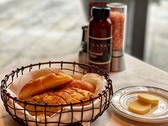 餐前包-Wolfgang’s Steakhouse 沃夫冈牛排馆(上海白玉兰广场店)