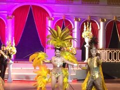 -金东尼人妖秀