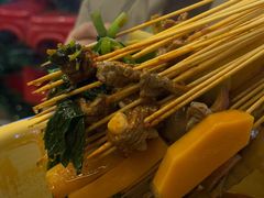 -拈签一笑黄牛肉辣卤串串
