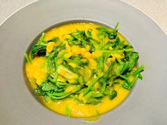 豌豆黄浸豌豆尖-半山腰·云南菜(侨福芳草地店)