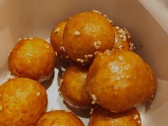 糖油粑粑-黑色经典臭豆腐·长沙鲜食商店(坡子街店)