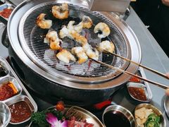 -围炉肉舍•炭烤活鳗•丹东海鲜烤肉(步行街店)