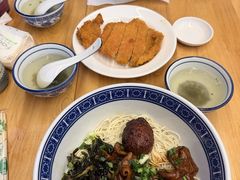 -沪西老弄堂面馆(定西路店)