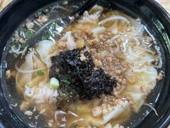 肉丝馄饨-八角饮楼(虹桥店)