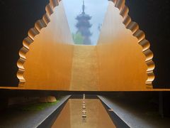 -龙华寺