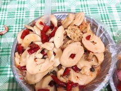 -梁老三麻辣鸡头(汝河小区店)