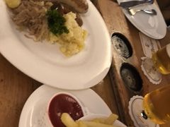 -兰特伯爵西餐厅·啤酒屋(方庄店)