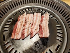 厚切猪五花-权金城·炭火烤肉(北京联想桥店)