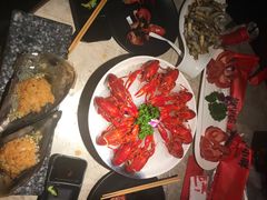 -沪小胖小龙虾(淮海中路旗舰店)