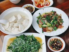 -华冠悠岚·庭院餐厅(青城后山店)