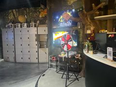 -暴风岛沉浸式体验馆(百联世纪店)