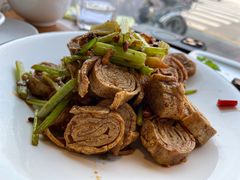 -莲餐厅·湖北菜·潜江小龙虾店(愚园路店)