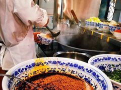 -牛一嘴·兰州牛肉面·大盘鸡(财富中心店)