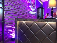 -好乐迪(张扬路八佰伴店)