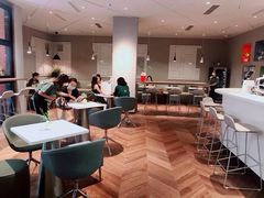 -潮一不贰·法式甜品·生日蛋糕·西式简餐(外滩店)