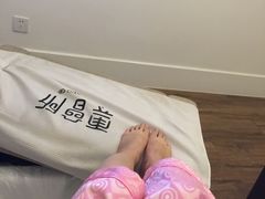 -新盈光·云会所(百丈东路店)