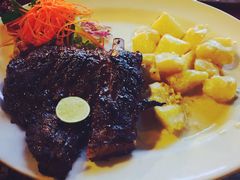 -Pundi Pundi Restaurant