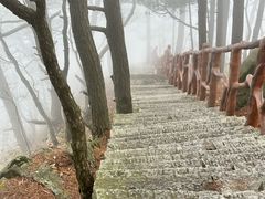 -罗田薄刀峰风景区