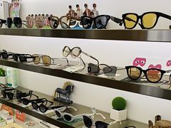 -视野联行眼镜·蔡司授权店(长白万象汇店)