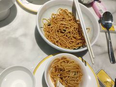 开洋葱油拌面-蘭心·臻品(瑞虹太阳宫店)