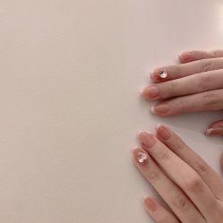 点击看大图 -Fanni美甲美睫皮肤管理