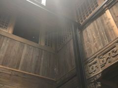 -陌上花开餐厅(云山路店)