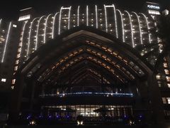 -三亚湾海居铂尔曼度假酒店