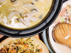 -九锅一堂酸菜鱼(学府凯德店)