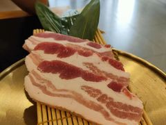 -臻牛烤肉