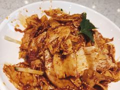 香辣牛板筋-老佛爷铜炉蛙锅(海岸城店)