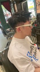 -海文先生国潮烫染男士理发馆