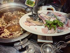 -老船舫·现做活鲜鱼馆(东郊记忆店)