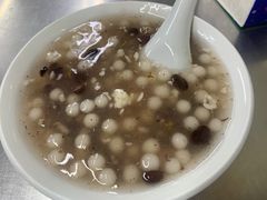 -芳婆糕团店(王府大街店)