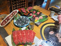 -炼火烤肉店