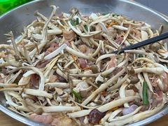 -大眼强五杯鹅·桑拿鸡煲