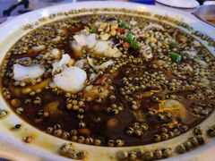 -六福烧烤酒馆(秦隆步行街店)