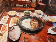 -袁老四老火锅(盘龙城店)