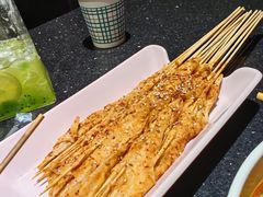 -依呀呀ktv烧烤小串(中山西路店)