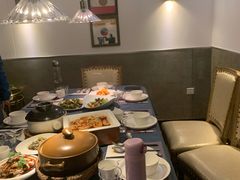 包厢-野蔓果·山野菜(西湖景区·龙井茶田店)