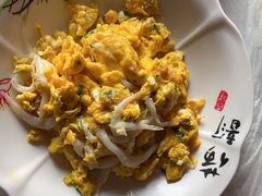鲜银鱼炒蛋-渔阿婆熟醉蟹·30年本帮菜传承·鱼头汤(拈花湾·灵山必推店)