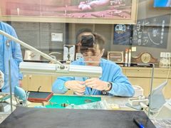 -亨得利钟表商店