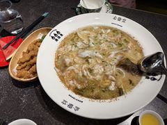 -渔语鱼新川菜Bistro(万象天地店)