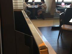 -必胜客(机场路店)