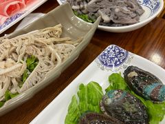 -楼外楼大刀肉传统火锅居(博学路店)