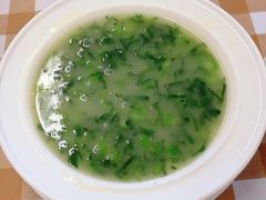 青菜汤-船屋葡国餐厅