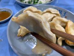 -天天锅贴王(迎凤街店)